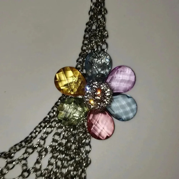 ‎Necklace - Picture 2 of 3